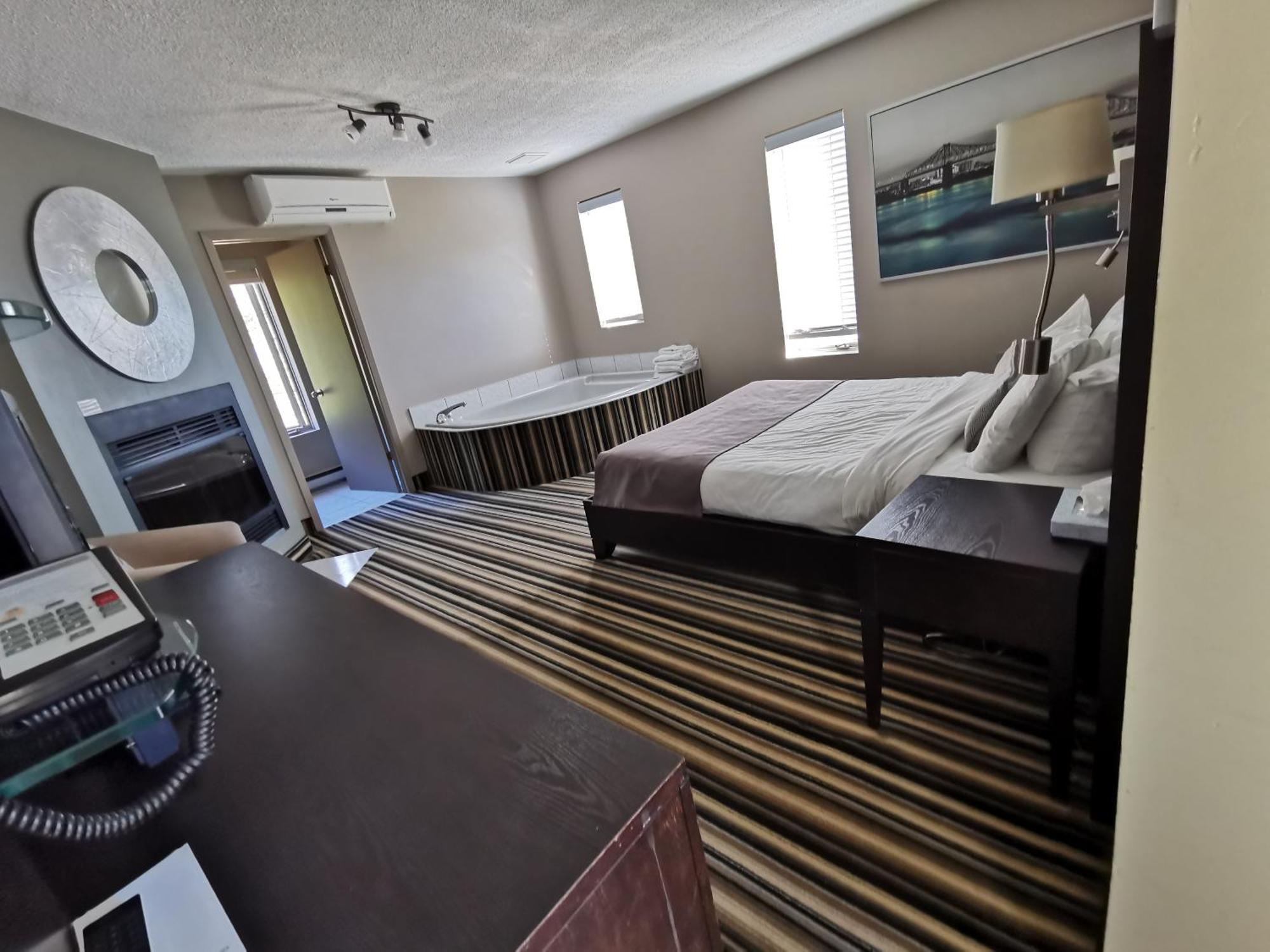 Hotel Complexe Le 60 3*
